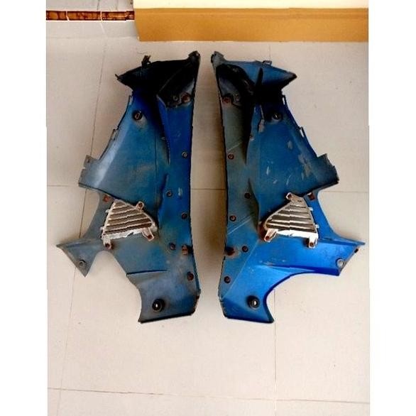 Sparepart dan Aksesoris kendaraan  Sayap DepaN Honda Supra X 125 Lama. Original. Seken bekas copotan