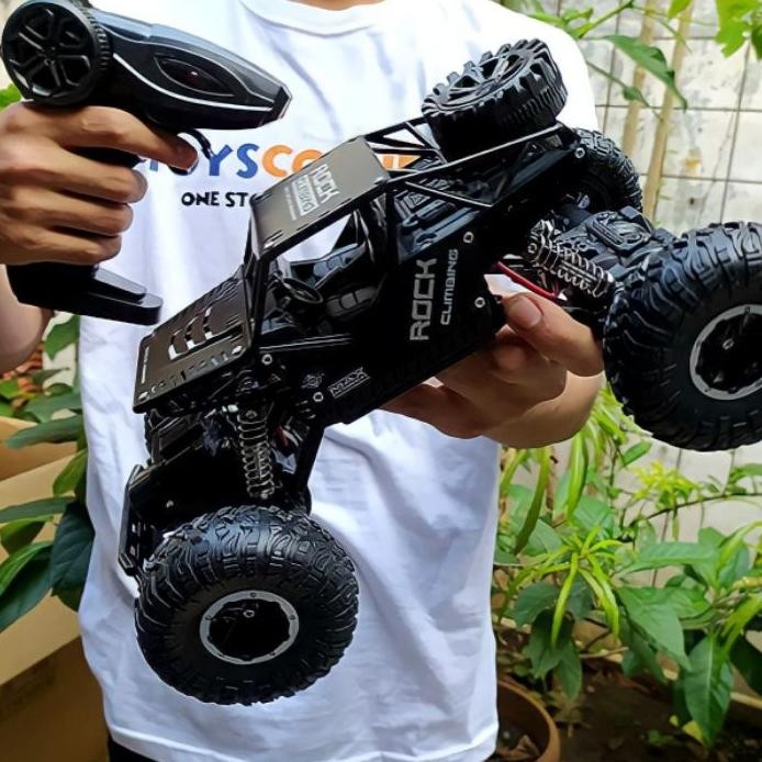 Mainan Mobil Remote Control Besar Offroad 4 Wd Body Metal Mobil Remot Kontrol