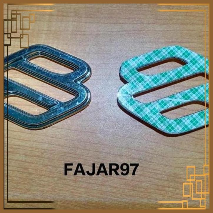 [FRM] EMBLEM LOGO S SUZUKI FUTURA BALENO ESTEEM KARIMUN KOTAK