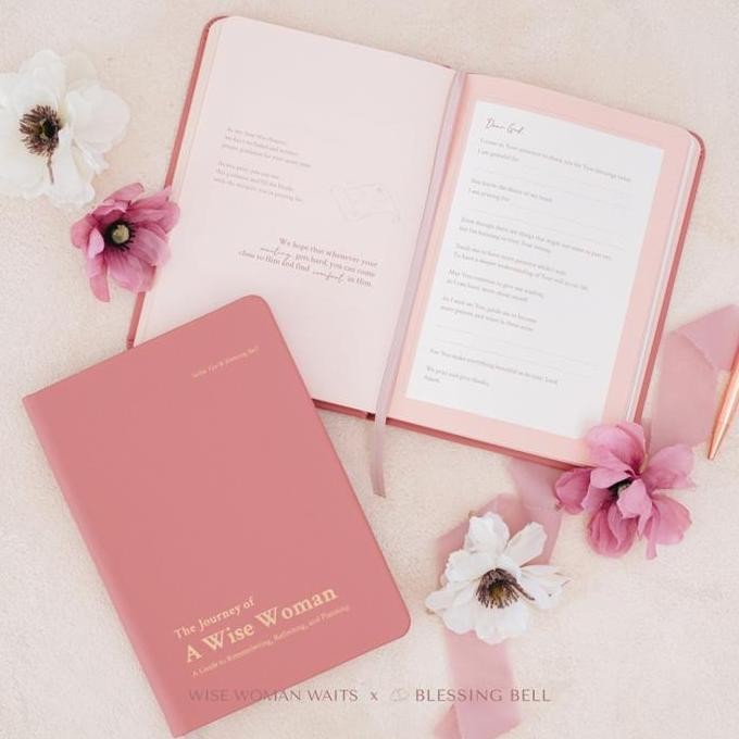 

BEBAS ONGKIR - The Journey of A Wise Woman | Guided Journal by Wise Woman Waits x Blessing Bell