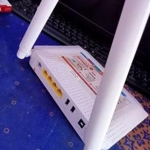 Modem Fiberhome Hg6145F Dual Band 2.4Ghz Dan 5Ghz (Bekas Mulus) New Stok