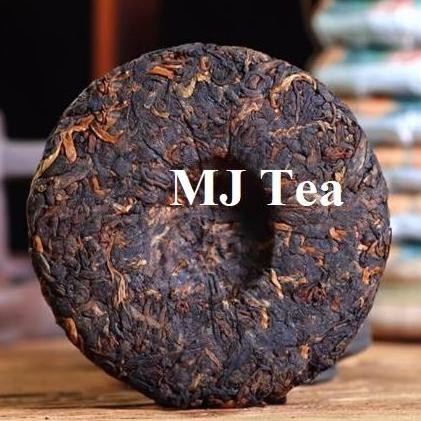 

Iceland - Banzhang Puerh Ripe Tea Cake 2015 Yunnan Mengku Ancient Tree 100 Gram Maison Auratea