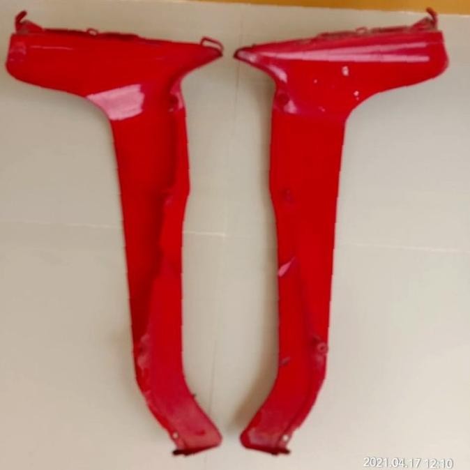 Sparepart dan Aksesoris kendaraan  Sayap Luar Suzuki Shogun 125 R.  Original. Seken bekas copotan mo