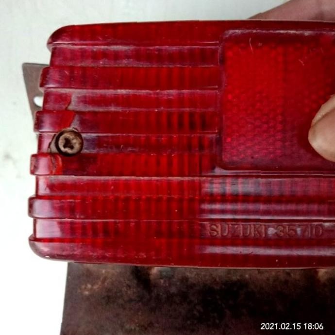 Sparepart dan Aksesoris kendaraan  Dudukan breket n Lampu belakang n Suzuki  A 100 A100. Original. s