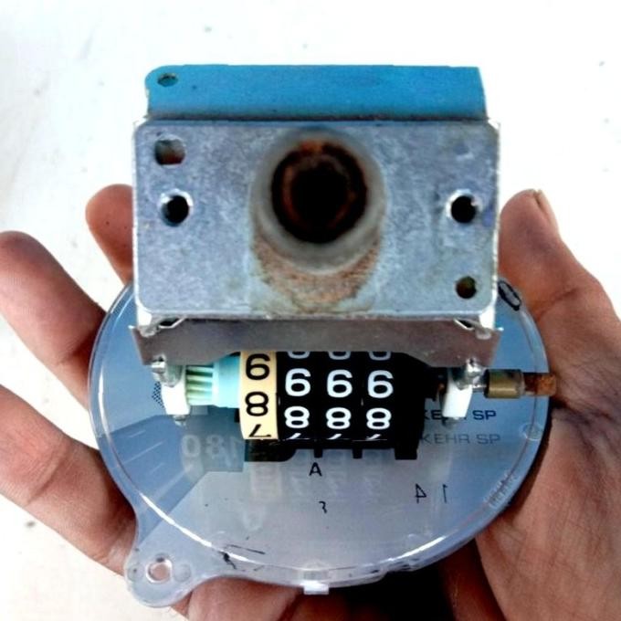 Sparepart dan Aksesoris kendaraan  Mesin Kecepatan Speedometer Honda Mega Pro Primus. Original. Seke