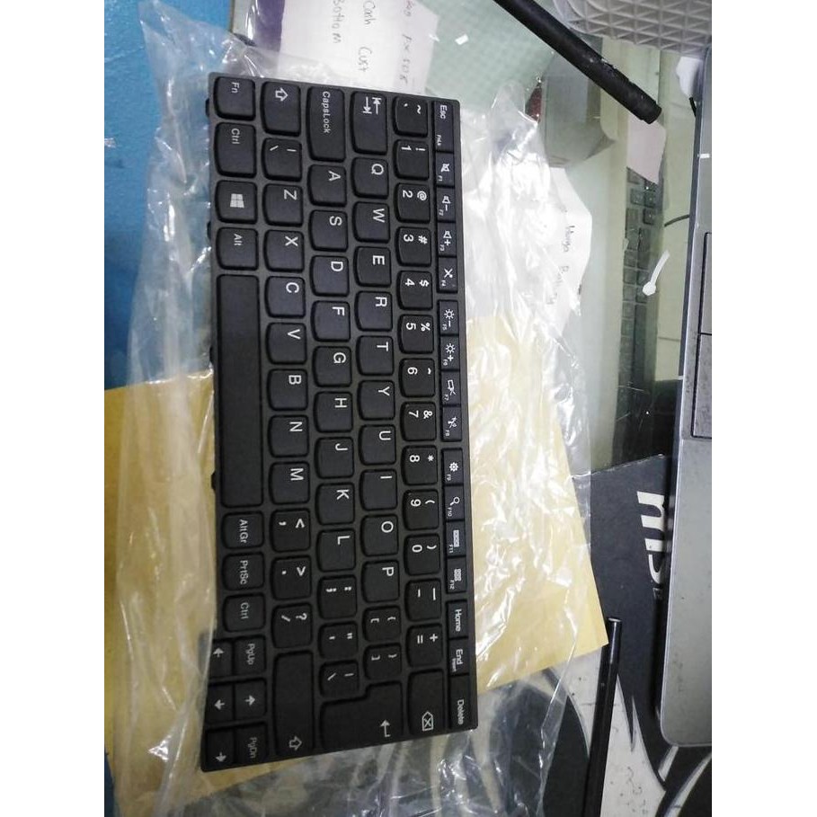 Keyboard ThinkPad Yoga 11 Yoga 11E 3rd Gen 20GB 20GA 04X6221 DELETE