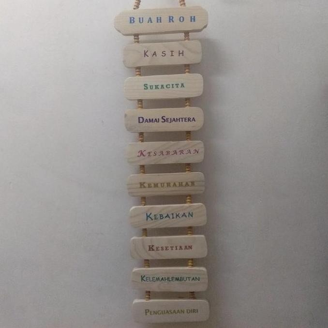 hiasan dinding rohani buah roh bahan kayu