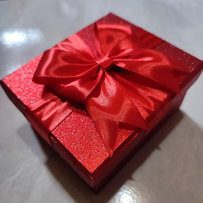 

ready stock HardBox Glitter Red Pita Merah Gift box Kotak Hadiah Exclissive Free Pita Satin Kado Ultah Seserahan Lamaran Pernikahan