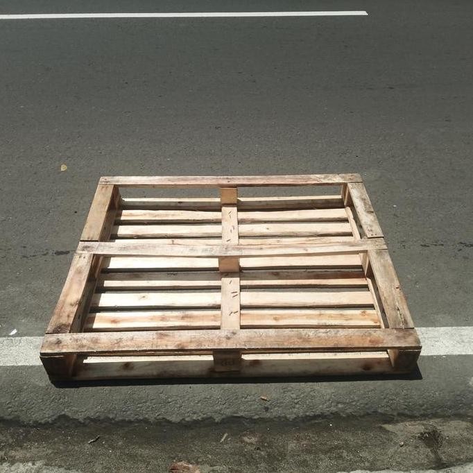 

ready Palet kayu bekas 120 x 100 x 12 cm