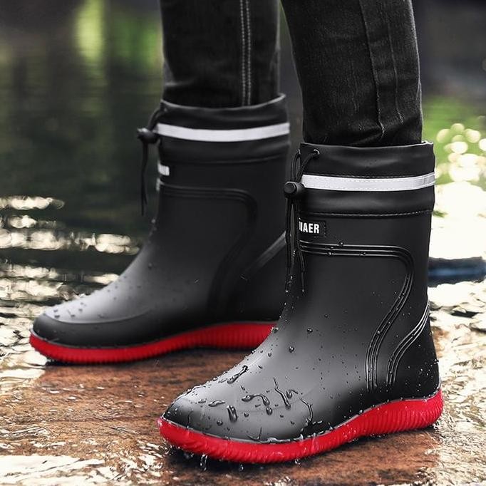 

Terlaris Prelesty Sepatu Sawah Pria Boots Tinggi Panjang Karet Kerja Proyek Anti Air Banjir Hujan Murah Keren Tidak Licin Touring Perkebunan 371