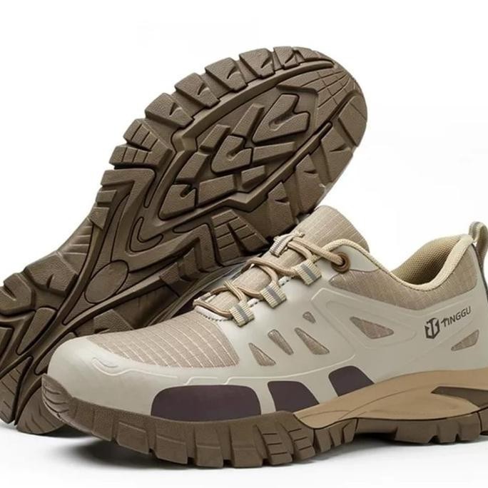 

Terlaris Sepatu Safety Sporty 133 Tinggu Ujung Besi Anti Selip Anti Tusukan