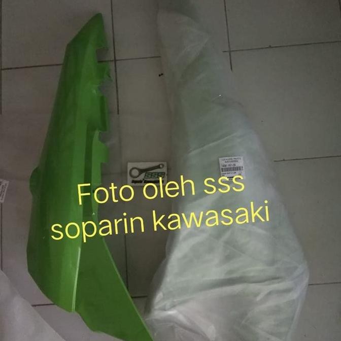 cover body belakang Blitz r hijau sepasang