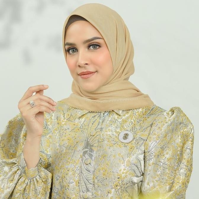 Buttonscarves Today's Scarf