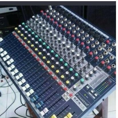 Mixer Audio 12 Channel Soundcraft EFX 12 / EFX12
