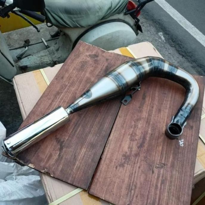Knalpot vespa racing buang kiri DRC Victory untuk all vespa