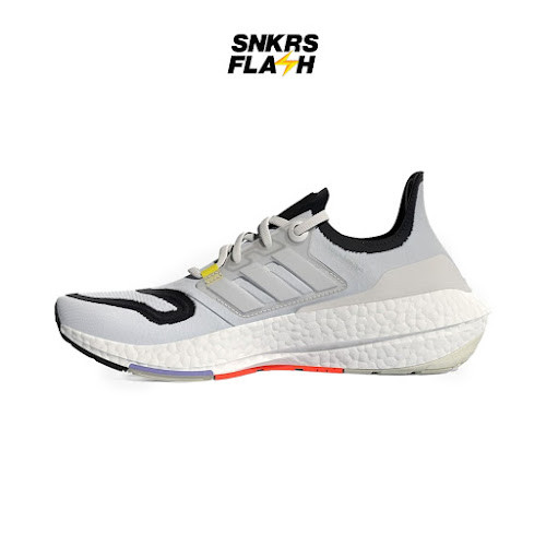 ADIDAS Ultraboost 22 Core White Sepatu Lari Wanita - GX8017 - Size 38.7