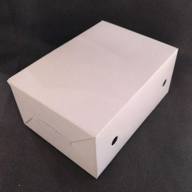 

Dus kue snack box putih 12x16x7cm/min order 100 pcs