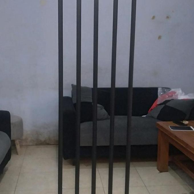 

Terlaris Tempat Bendera Isi 5 Lobang Plus Tiang Ready Stok