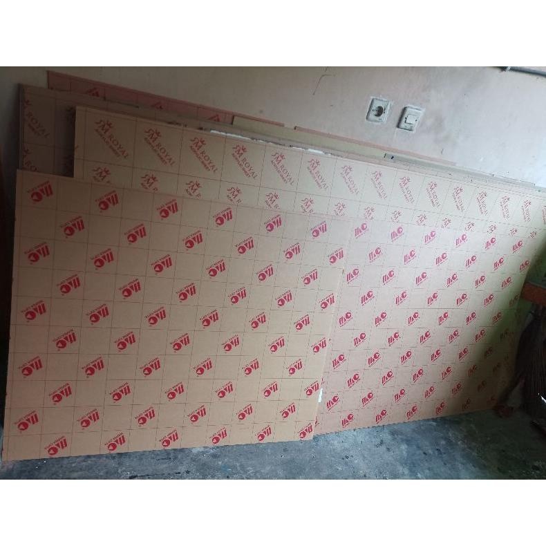 Akrilik Lembaran Full 3mm 122x244 cm RB11