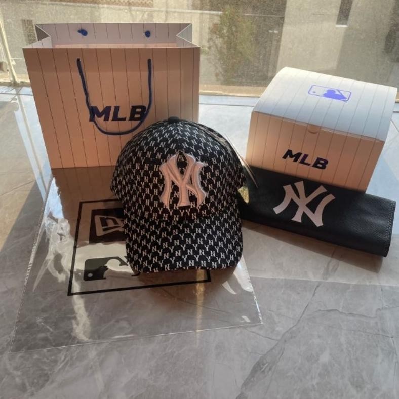 Topi NY ynks Monogram Black Allover logo baseball cap MURAH