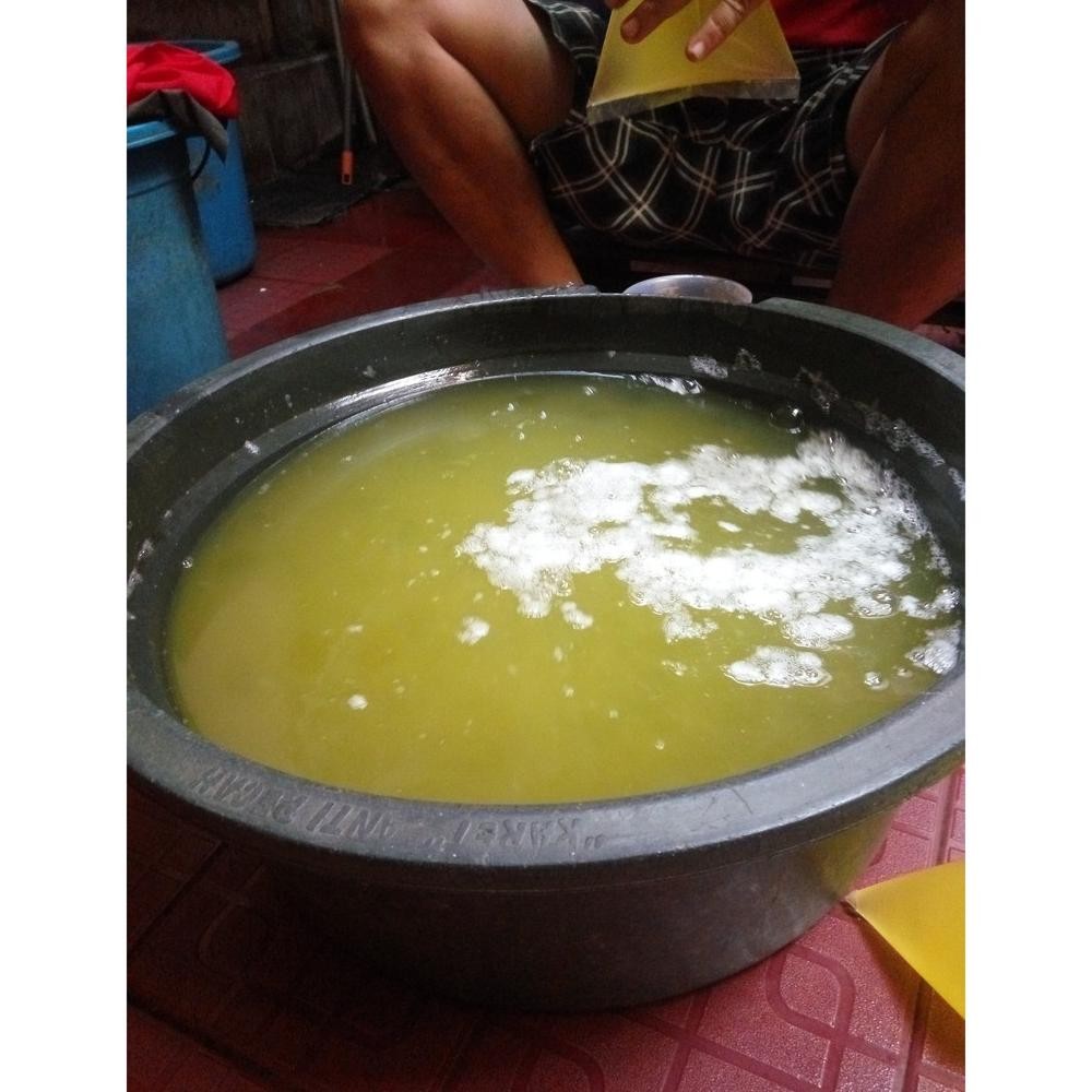 

PUTIH TELUR MENTAH SEGAR 1KG BUNGKUSAN PILIHAN