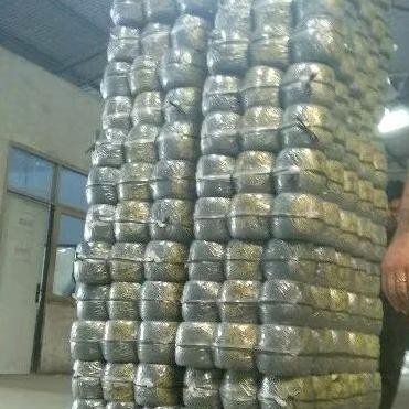 

JH8 TALI RAFIA HITAM 1 KG ISI 15 ROLL