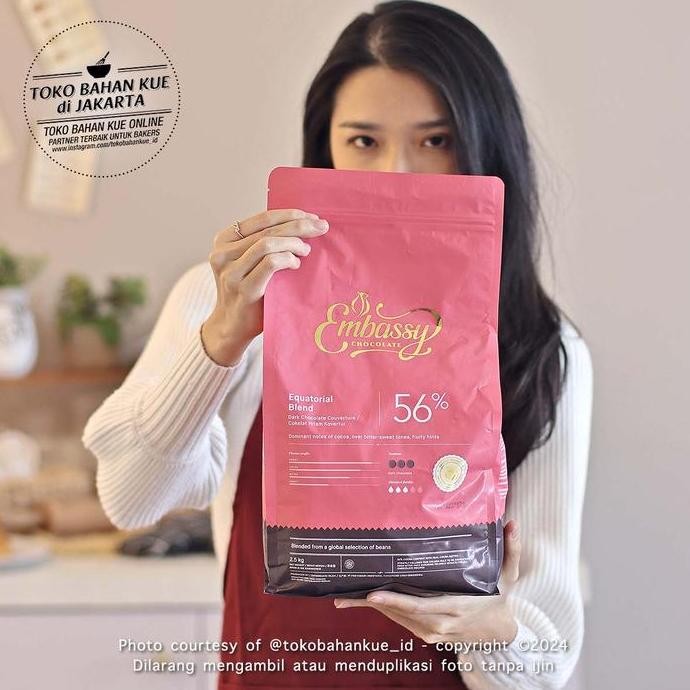 

Embassy Chocolate - Equatorial Blend 56% 2,5Kg Dark Couverture Tulip