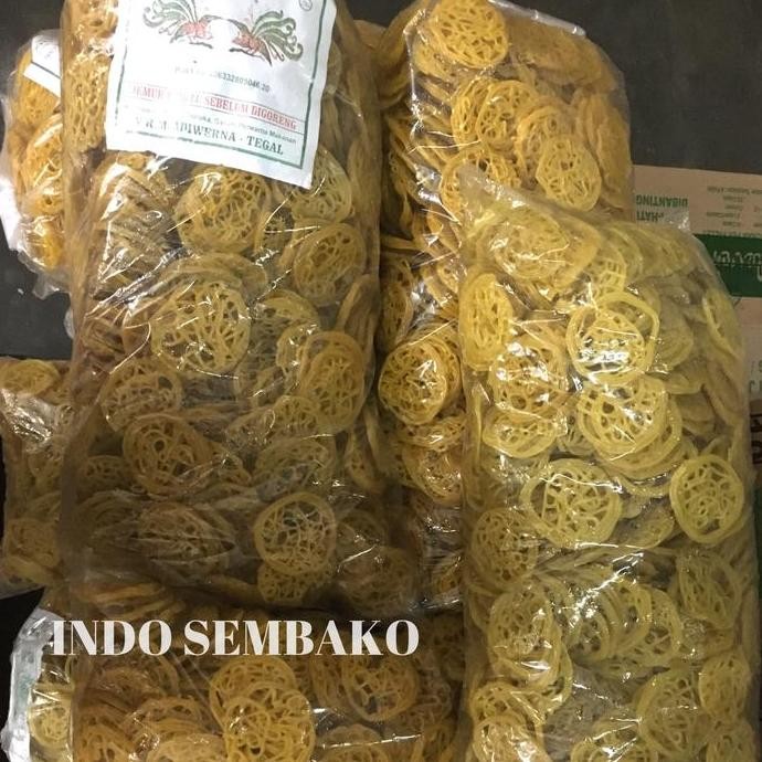 

Kerupuk Mie Kuning Kecil 5Kg / Krupuk Mie Kuning Kecil 1 Bal / Kerupuk