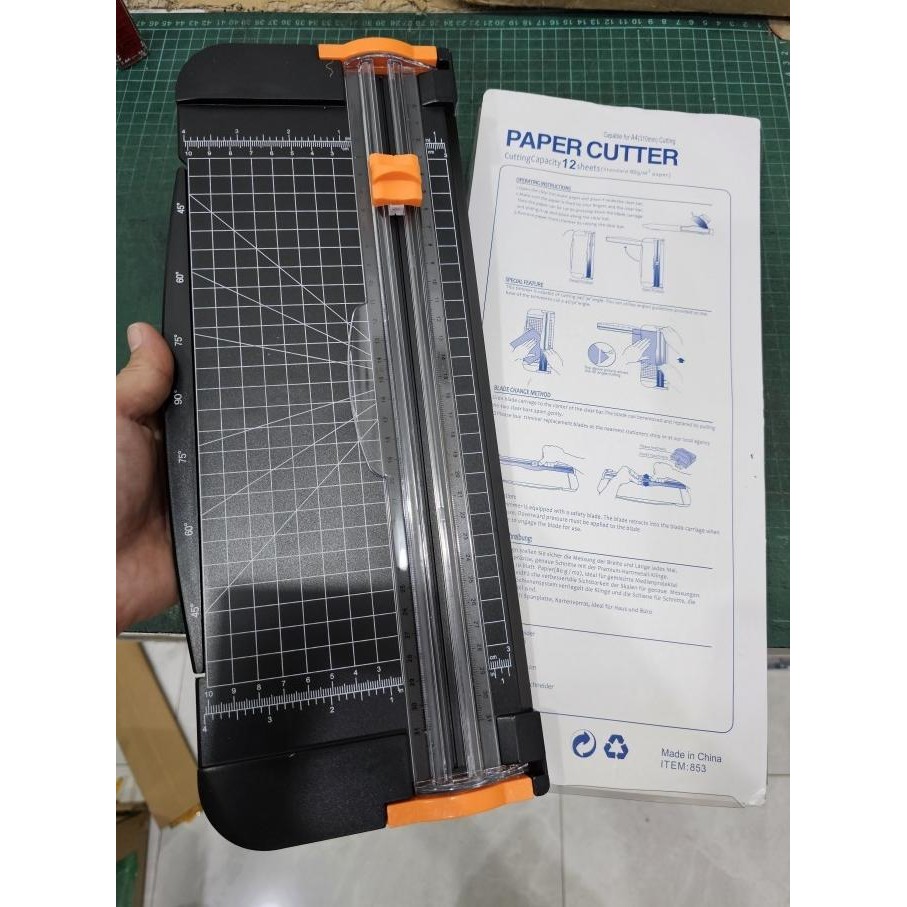 

ready !!! pemotong kertas dorong tarik paper cutter A4 JOYKO PC 1637 16X37 CM