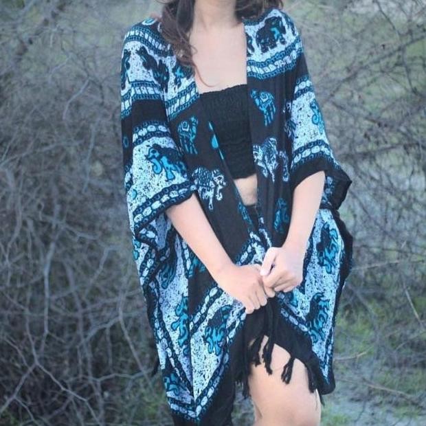 Baju Outer/Cardigan/Outwear Pantai Bali Mandala Fringe Outer Co