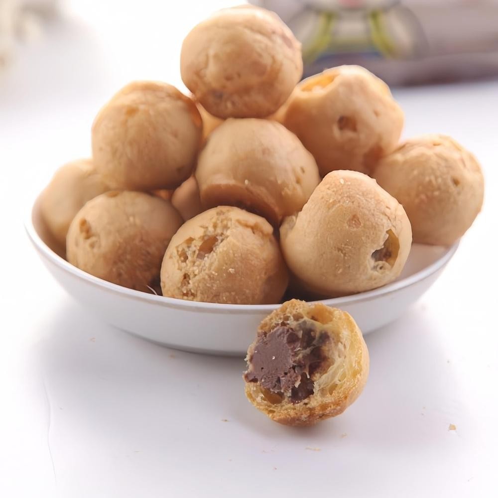 

ZX41 df-7 COD Soes Coklat Cokelat/strawberry/ 500g/1kg /Update kemasanterbaru / merekbaru/Malona/ mix rasa/halal Kue Sus Kering Isi soes coklat lumer 1 kgr Enak Murah Cemilan keluarga, cocok untuk dewasa dan anak-anak Chocolate Food Makanan Snack Manis