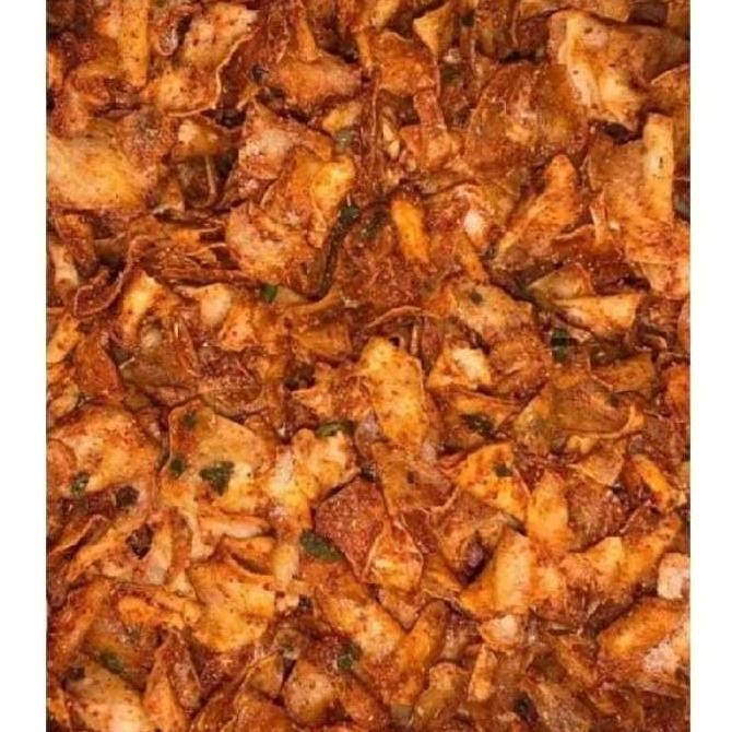 

1Kg Keripik Singkong Kriwil Pedas Daun Jeruk