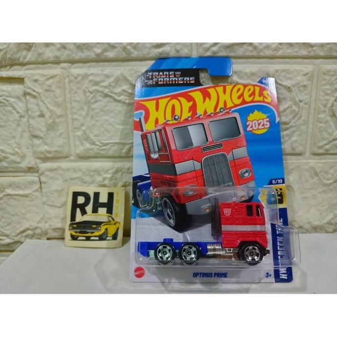 Hot Wheels Optimus Prime Transformers Screen Time