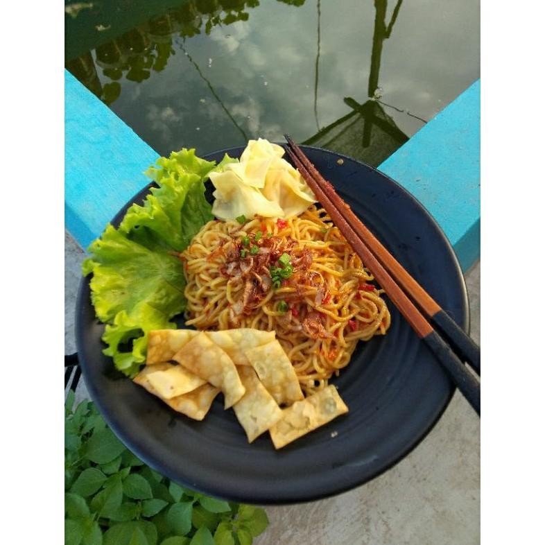 

Paket Mie Kobong Isi 4 Porsi Tahan Lama