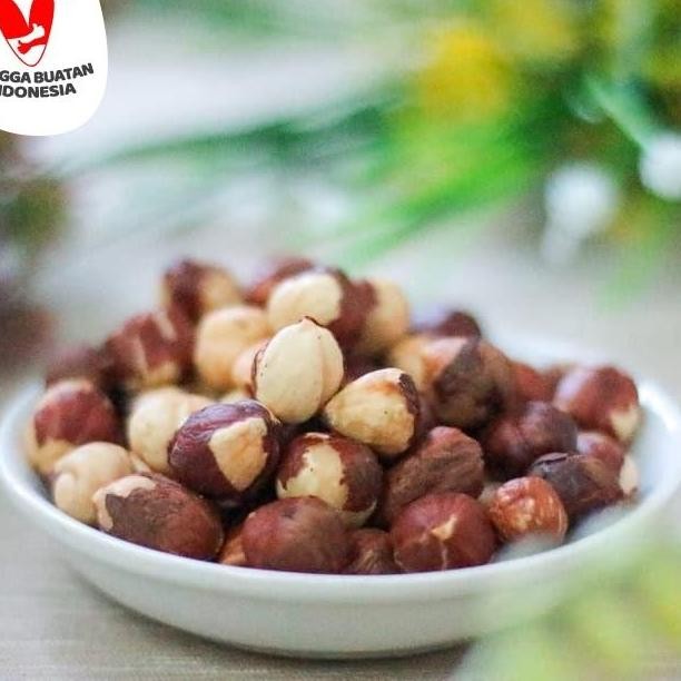 

Kacang Hazelnut Roasted 250Gr Kacang Hazel Panggang