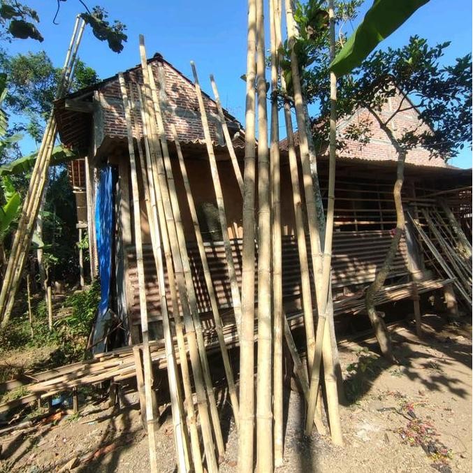 sayap layang layang ukuran 150cm,pegon,lodoyo,gapangan,dll. Benang