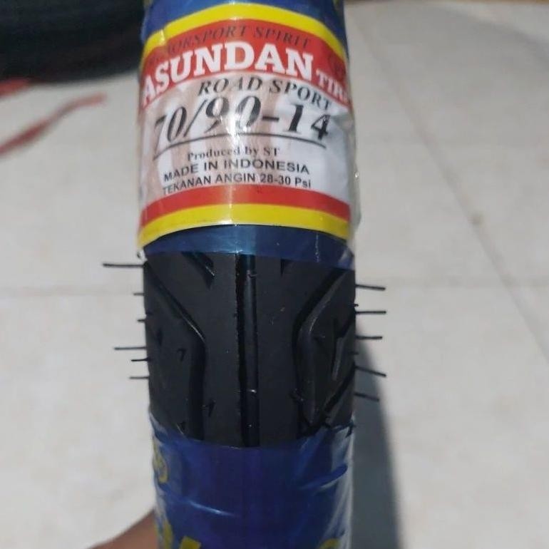 [Kecil Ban Motor Luar Matic Sepasang Beat Vario Mio Spacy ( Pilihan Ukuran 80/90 , 90/90 Ring 14 ) R