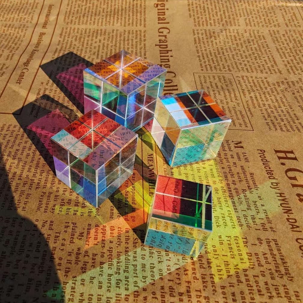 Prisma Kubus Pelangi Dekorasi Meja Prisma Pengurai Cahaya Six Sided Brigh Light Bright Light Cube Hi