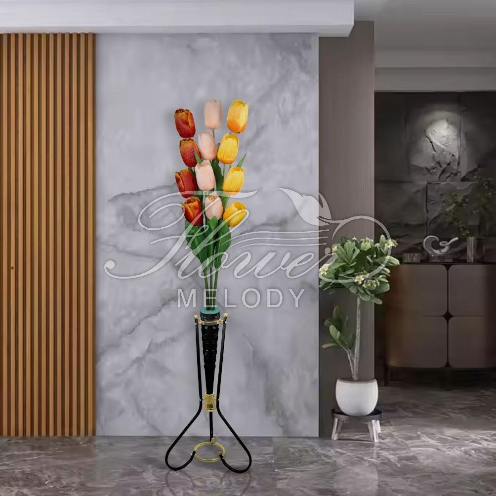 [1 Set] Bunga Tulip Jumbo Plastik + Vas Kerucut Logam aSt