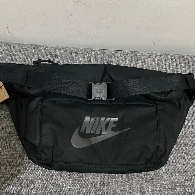 Nike Tech Hip Pack (10L) Black / Tas Dijamin Original MS