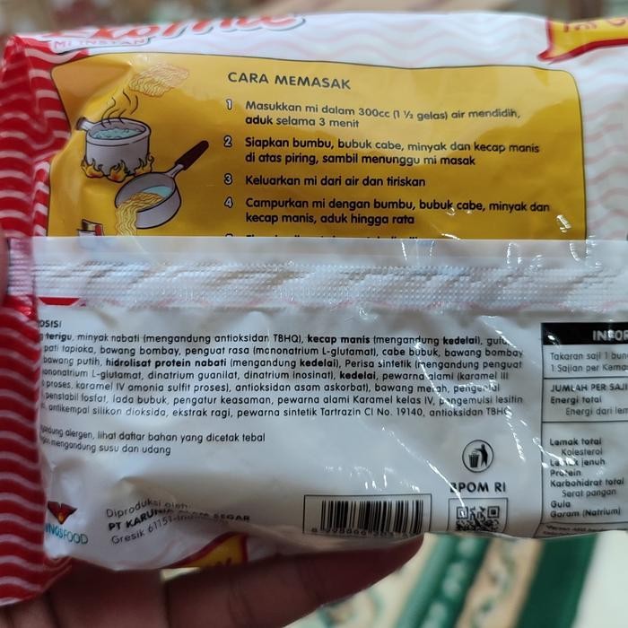 

ES (PAKET 1 KARTON ISI 40 PCS) Mie Instan Ekomie rasa Mie Goreng