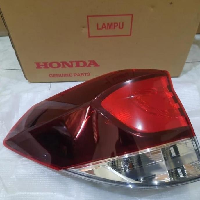 Stoplamp / Lampu belakang mobilio RS 202 2022
