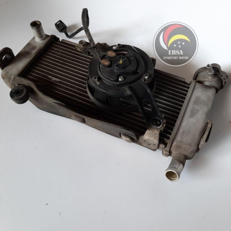 Radiator Kipas set Honda  New CB 150R CB150R Led CBR150R K15