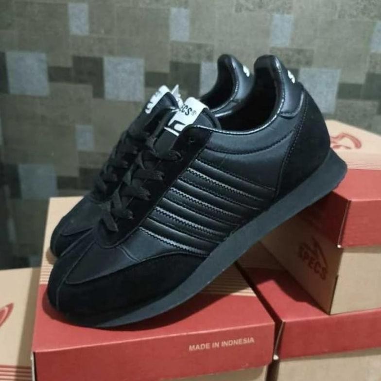 Promo COD Sepatu Sneakers Pria Dan Wanita Sepatu Specs Hitam Polos Sepatu Pria Dan Wanita Sepatu Sek