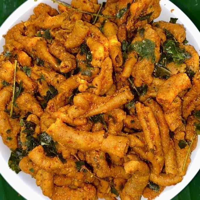 

New Kripik Usus Ayam Crispy Extra Pedas Daun Jeruk 250gr Terlaris