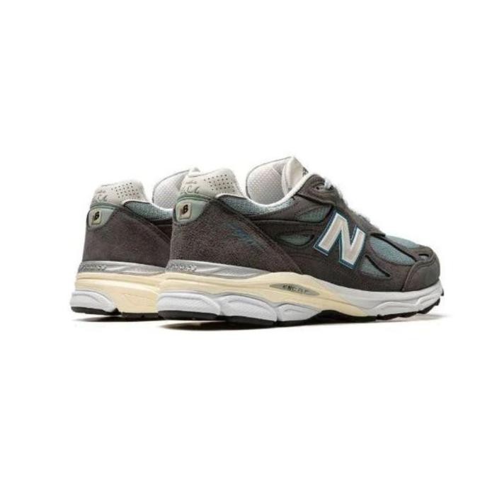 New  Sepatu New Balance 990v3 Kith Steel Blue BNIB Original