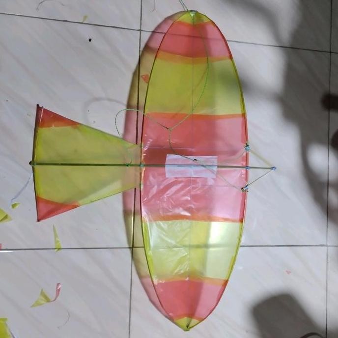 (Good) Mainan Anak Layang-Layang Gapangan Bambu dengan Sayap 70cm