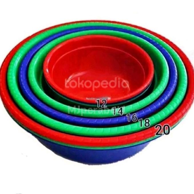 Komet Star Baskom Plastik Bulat