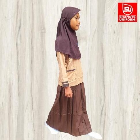 Setelan Pramuka Siaga Putri