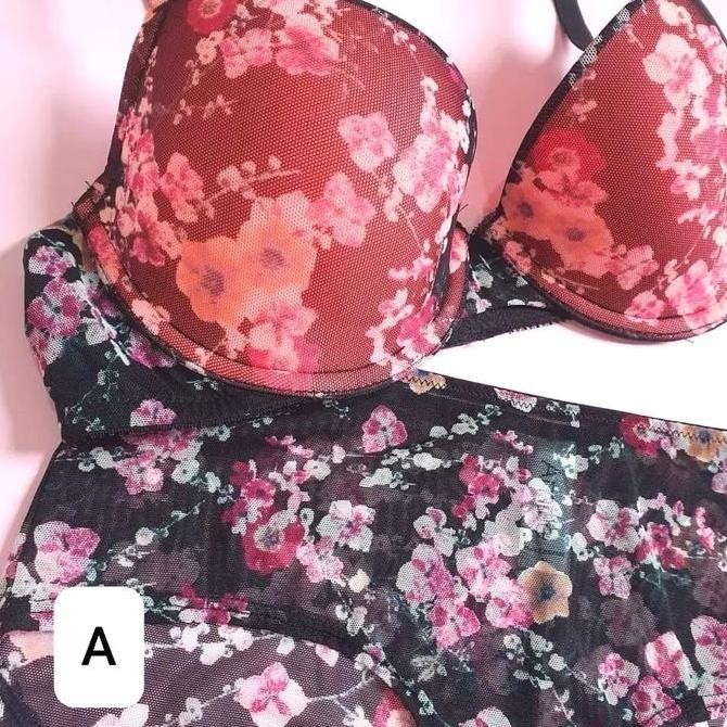 BRA SET AMITIE BH (ZARA UNIQLO LASENZA MARKS SPENCER YOUNG HEARTS H&M